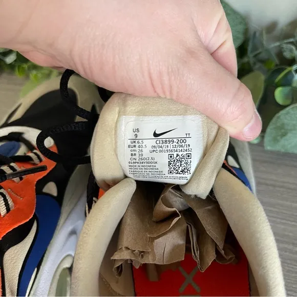 Nike Women’s Air Max 270 React 'Fossil Shoes Sneakers Size 9