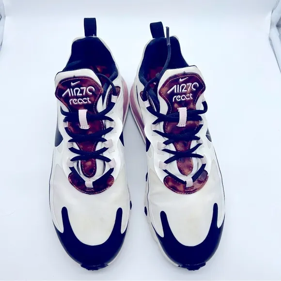 Nike women’s air max 270 react sneaker shoes, size 10.5 preowned