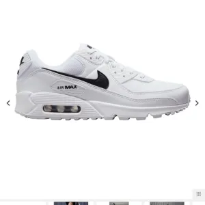 Nike Women’s Air Max 90 Shoes. 8.5