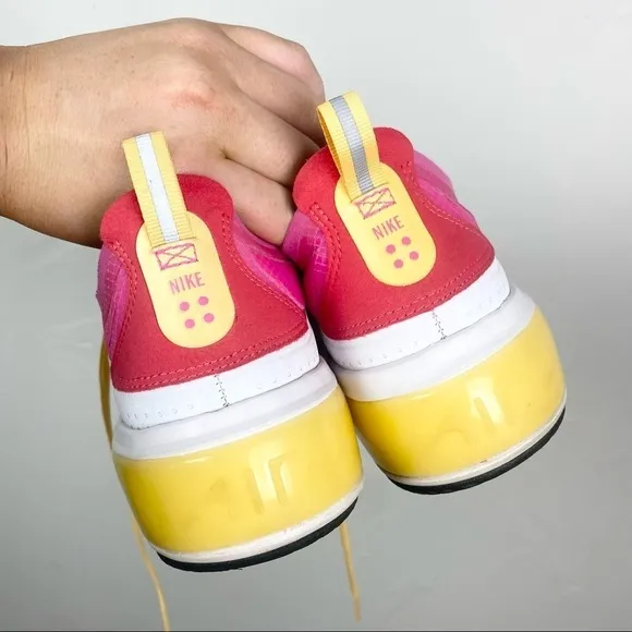 Nike | Women’s Air Max Dia, White/Laser Fuchsia-Ember Glow Athletic Shoes Size 9