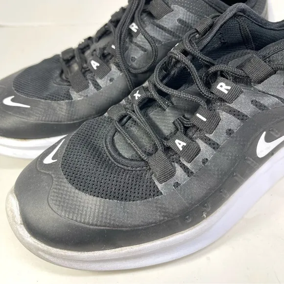 NIKE Women’s Air Max Tennis Shoes Size 7.5 EU 38.5