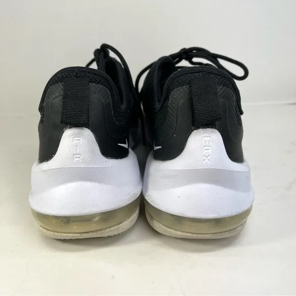 NIKE Women’s Air Max Tennis Shoes Size 7.5 EU 38.5
