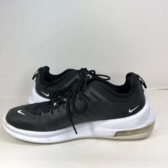 NIKE Women’s Air Max Tennis Shoes Size 7.5 EU 38.5