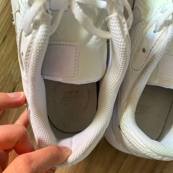 Nike Women’s Air Max White Size 8.5
