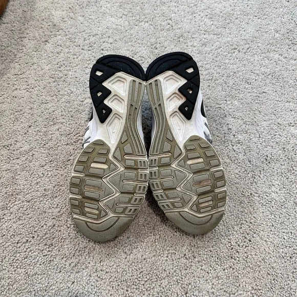 Nike Women’s Air Relentless VL Tennis Shoes