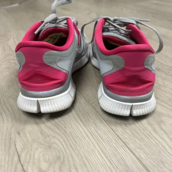 Nike Women’s Free 5.0 Wolf Grey/Pink Running Shoes