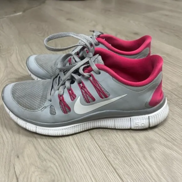Nike Women’s Free 5.0 Wolf Grey/Pink Running Shoes