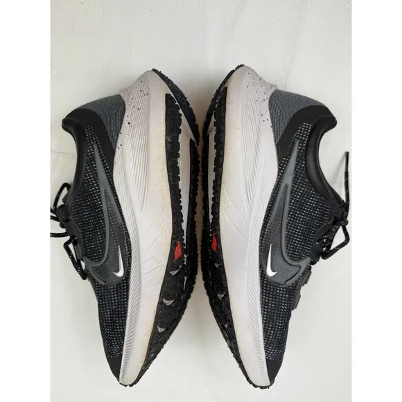 Nike Women’s Running Shoes Zoom Winflo 8 Shield Size 8
