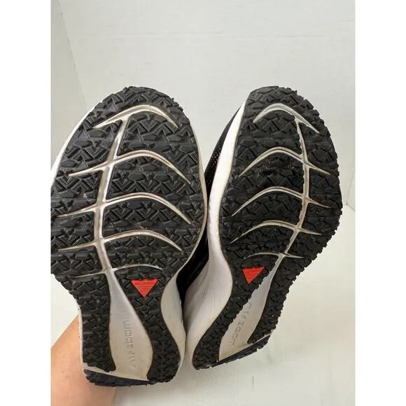 Nike Women’s Running Shoes Zoom Winflo 8 Shield Size 8