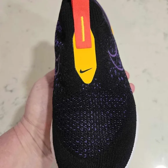 Nike Women’s SZ.7.5 Epic Phantom React Flyknit &quot;Black Multi&quot; Running Shoes New