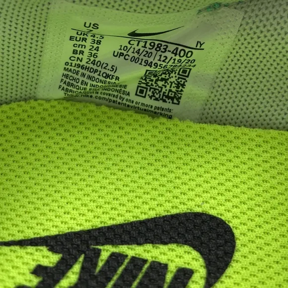 Nike Womens Waffle Racer Crater Bleached Aqua Speed Yellow Running Shoes Size 7