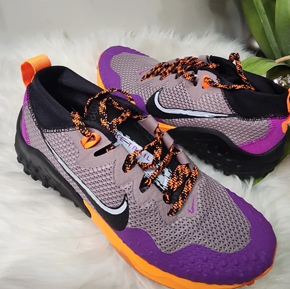 Nike Women's Wildhorse 7 Trail Running Shoes brand new