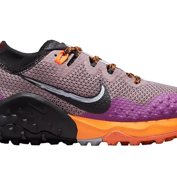 Nike Women's Wildhorse 7 Trail Running Shoes brand new