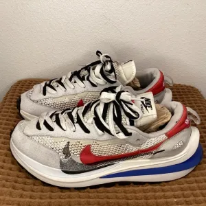Nike x‎ sacai vaperwaffle white red blue men’s size 10.5 CV 1363-100