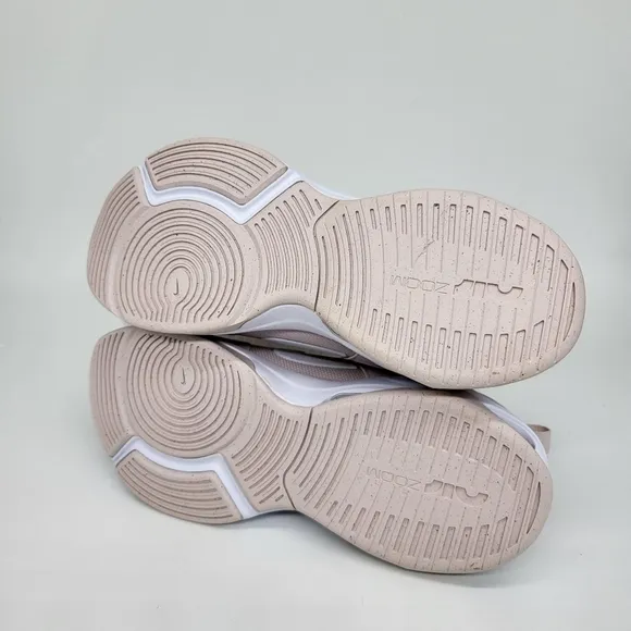Nike Zoom Bella 6 Women's Workout Shoes Size 11