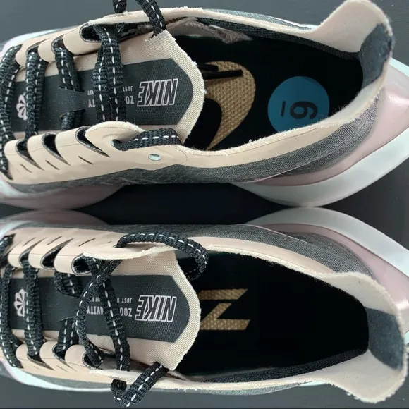 Nike Zoom Gravity Women’s Running Shoes