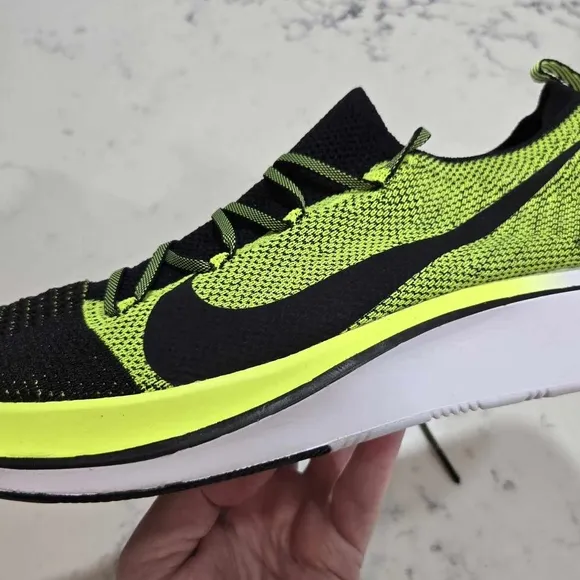 Nike Zoom Men’s SZ.12 Fly Flyknit &quot;Volt&quot; BV6103-002 Running Shoes New