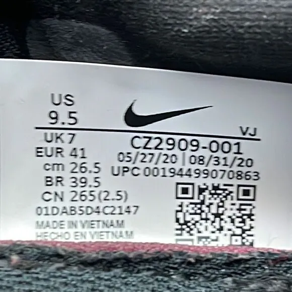 Nike Zoom Double Stacked Triple Black Running Shoes CZ2909-001 Women’s Size 9.5