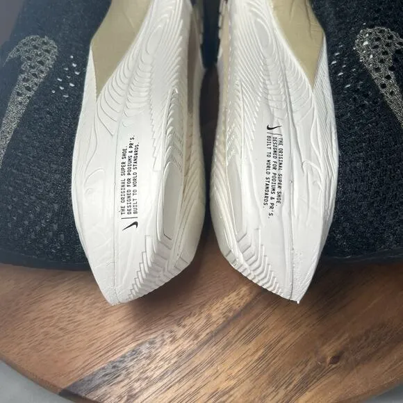 Nike ZoomX VaporFly Next% 3 Black Metallic Gold NBY Size Men’s 6.5/Women’s 8
