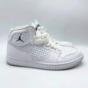 Nike Access White men’s basketball shoes - size 8