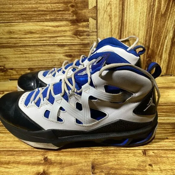 Nike Air Jordan Melo M9 ‘Rare’ Men’s Royal Basketball Shoes / Size 11,5
