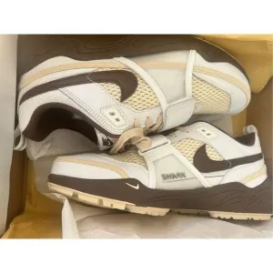 Nike Zoom Field Jaxx- Cactus Jack, white &amp; chocolate, new, size 12 mens/women 13