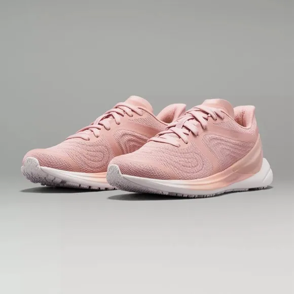 NIP Women’s Lululemon Blissfeel 2 Running Shoes