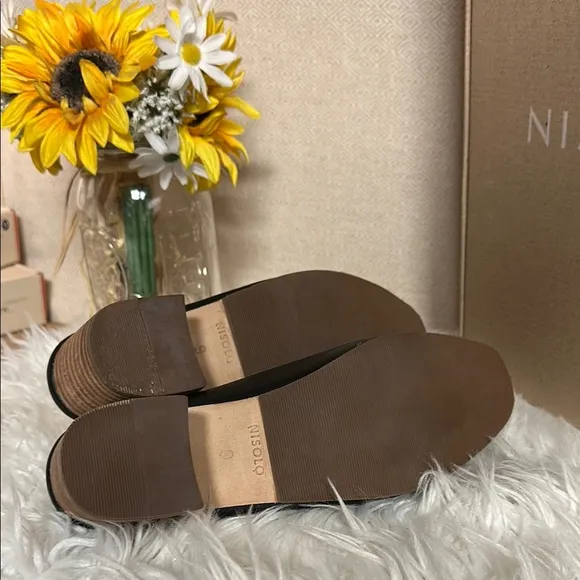 Nisolo Women’s Black Mules