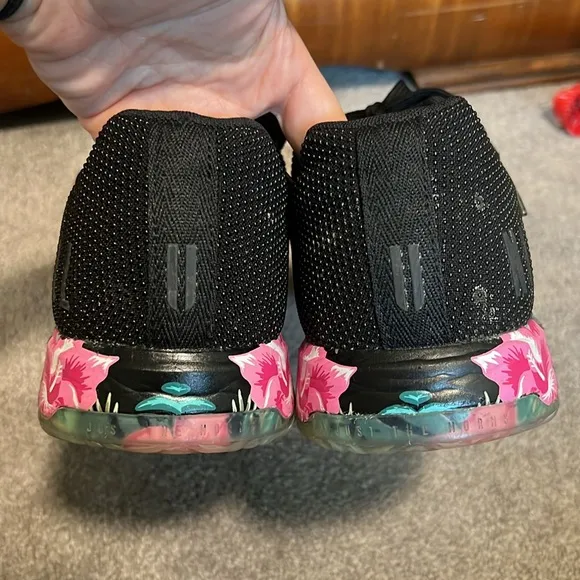 NOBULL Floral Impact Sneakers Shoes Super Fabric Black Tropical