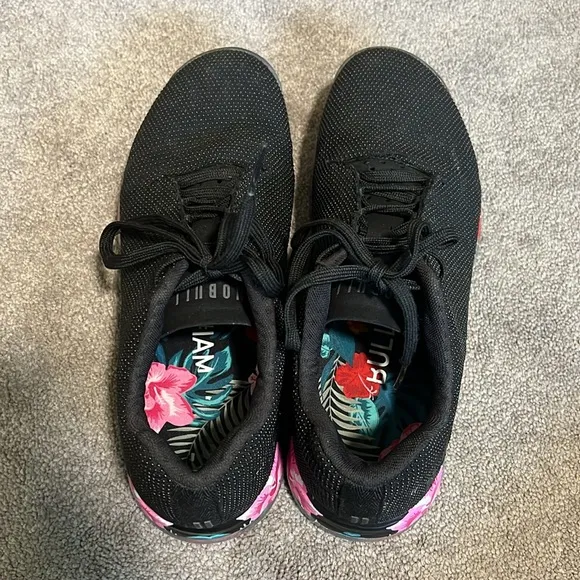 NOBULL Floral Impact Sneakers Shoes Super Fabric Black Tropical