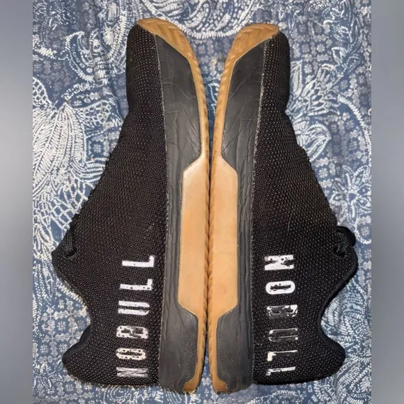 NOBULL SuperFabric Trainer Lace Up Shoes | Black Gum — Women’s Size 11 Men’s 9.5