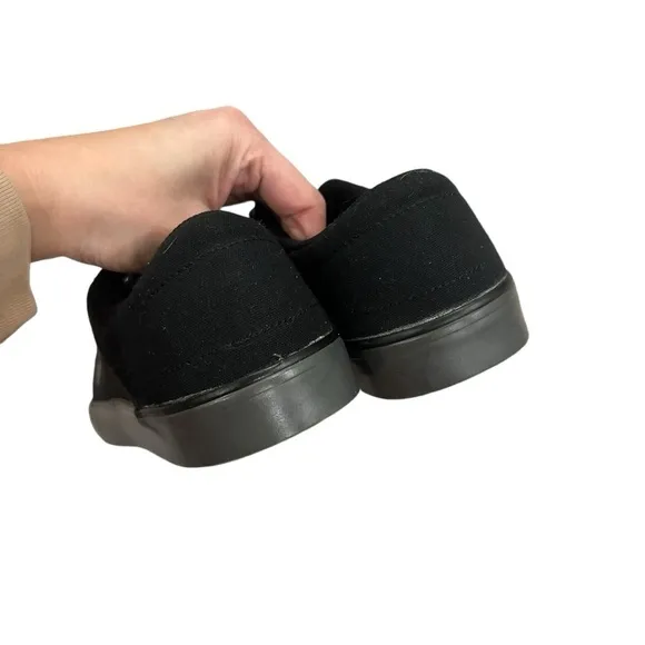Nope SB port more black skating shoes 746743-020