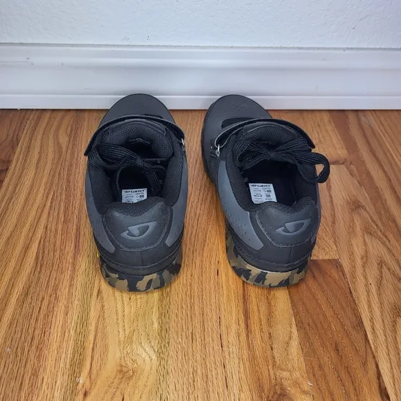 NWOB GIRO Chamber II mountain bike shoes size US 5.5/EU38