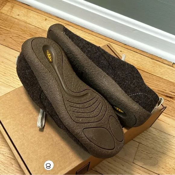NWOB Keen mosey derby shoes brown men’s size 8.5