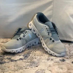 NWOB On Cloud Men’s shoes. Bluish/Greenish/Grayish.