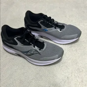 NWOB - Saucony Men’s Power RUN Axon Shoes Gray Blue Black Size 12
