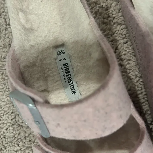 NWOT Birkenstock shoes
