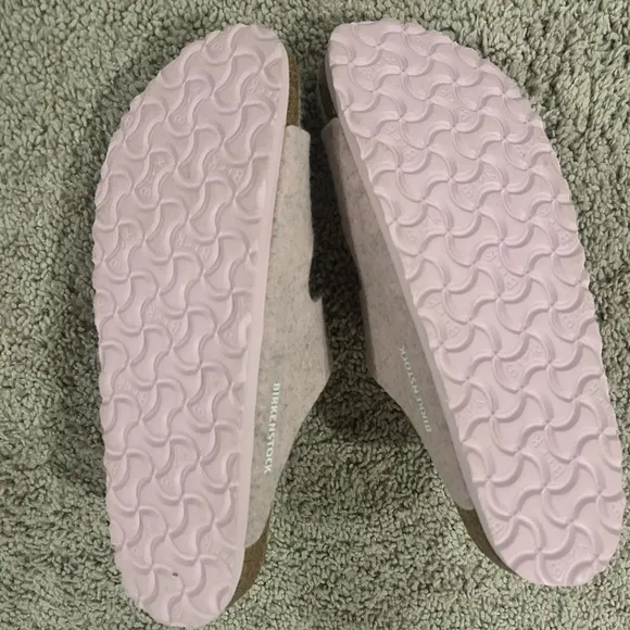 NWOT Birkenstock shoes
