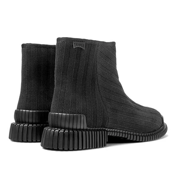 NWOT Camper Pix Zip Women’s Ankle Bootie Shoes.
