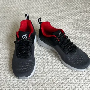 NWOT Peloton Running Shoes - women’s size 11 or men’s 9/ European size 42.5