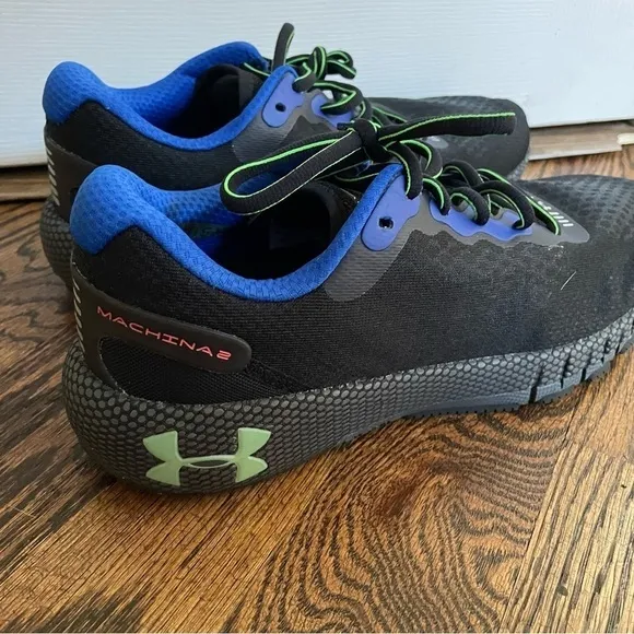 NWOT Under Armour HOVR Machina 2 Running Shoes Black Blue Mens