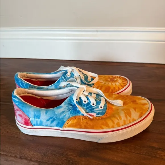 NWOT Vans Era Vibrant Tie-Dye Sneakers-Boys size 7, Women’s size 8