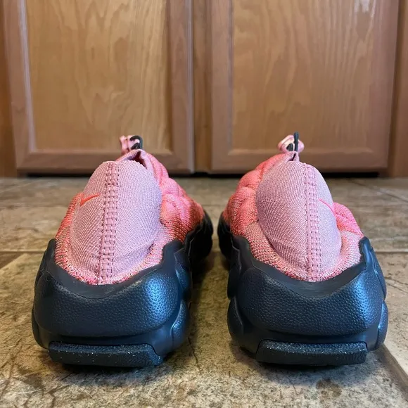NWOT women’s Nike Flyknit Haven shoes sz 6.5