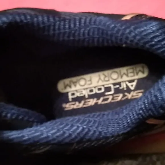 NWOT Women’s Skechers D'Lites blue shoes size 9