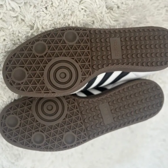 NWT Adidas Black and White Samba OG Sneaker Unisex Shoes Size Mens 6.5