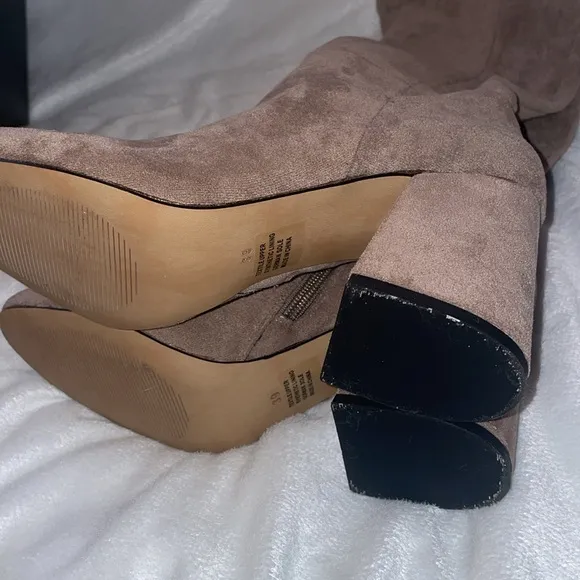 NWT Anthropologie SILENT D ROSEMARY Boot in Taupe