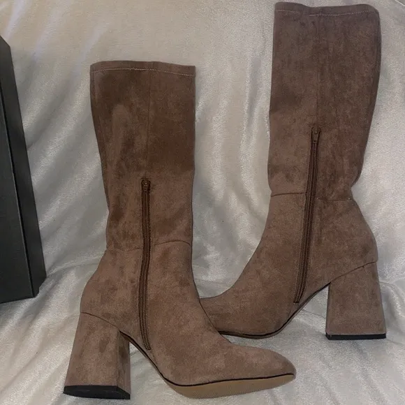NWT Anthropologie SILENT D ROSEMARY Boot in Taupe
