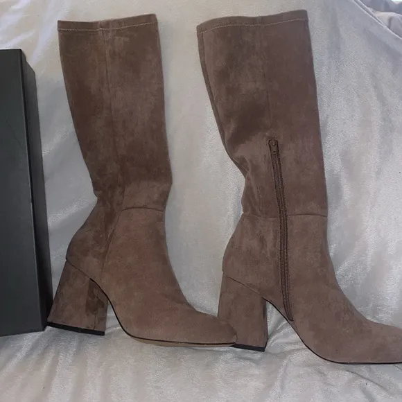 NWT Anthropologie SILENT D ROSEMARY Boot in Taupe