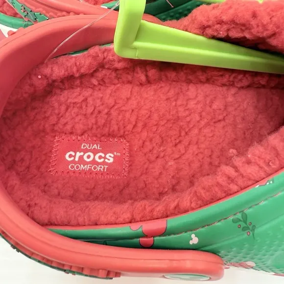 NWT Crocs M7 W9 Disney Mickey Christmas Lined Clogs Green Minnie Mouse Holiday