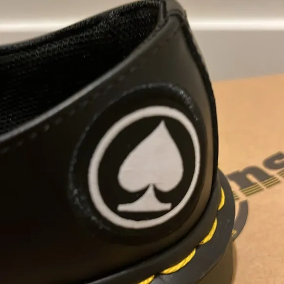 NWT NIB Dr. Martens Appliqué Patch Black Shoes